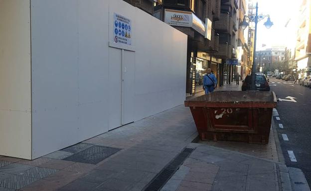 Inditex avanza en su conquista del centro de León y ultima el traslado de Oysho