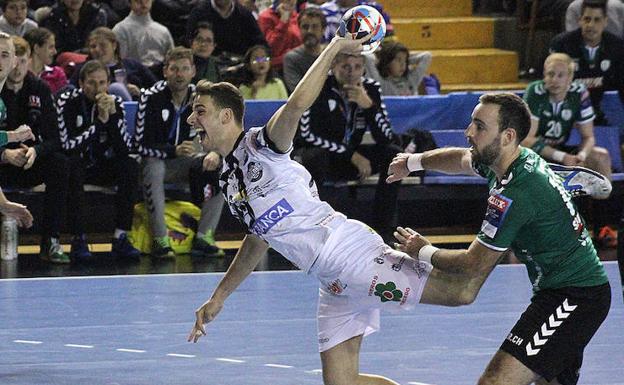 David Fernández: «Ahora que se puso la primera plaza de cara hay que cogerla»