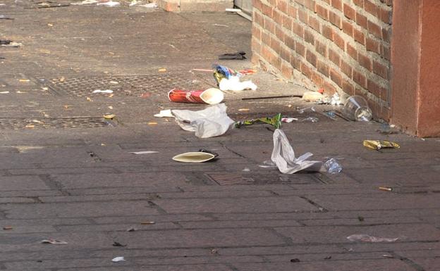 Fray Martín de Porres, 'culpable' de la suciedad en León este sábado