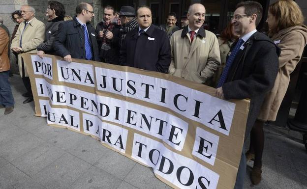 Escaramuzas por la independencia judicial