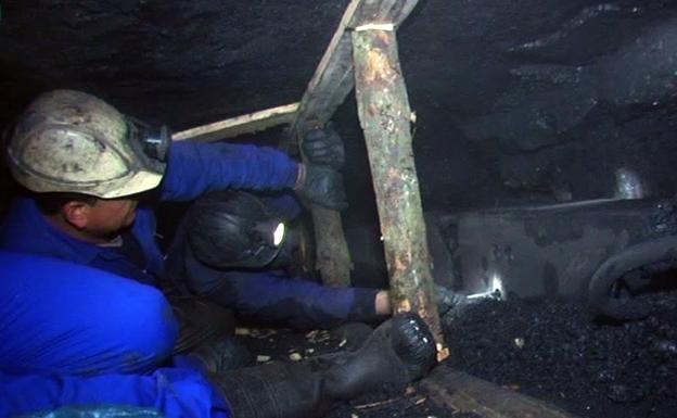 El director del Instituto Minero ve «muy delicado» el momento de la minería y denuncia «cinismo social»