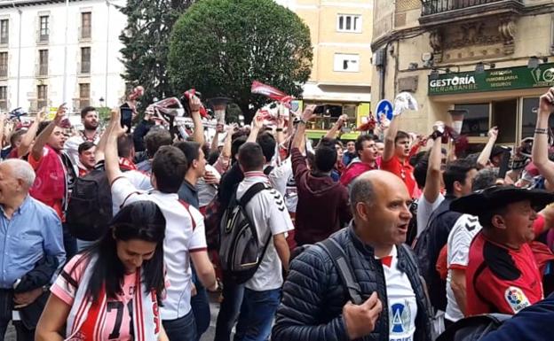 El culturalismo se cita en la plaza de la Encina