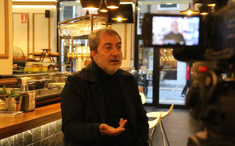 Javier Olivares: «El Ministerio del Tiempo demostró que hay un público de televisión que no ve la televisión»