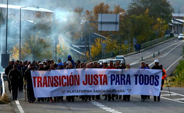 Toreno da alas a la marcha de los mineros de las subcontratas que exigen una transición justa para todos