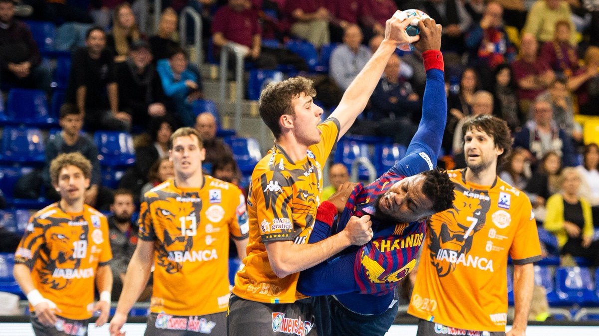 Derrota del Abanca Ademar ante el Barça Lassa (37-29)