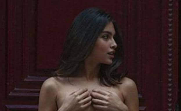El polémico topless de Lucía Rivera en Instagram