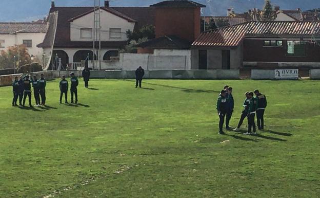 El Astorga sufre para acercarse al playoff