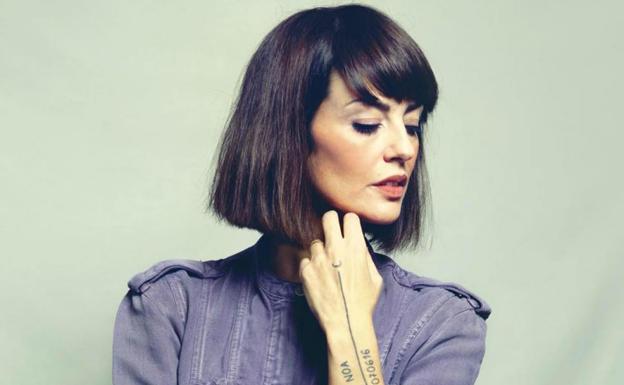 'La Reina Pez' de la cantautora Vega llega a León