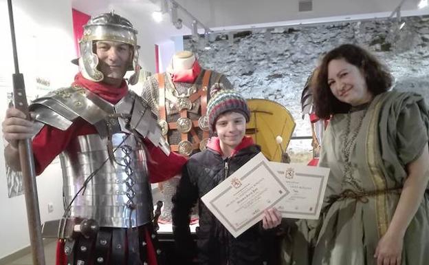 160 niños reciben el diploma de 'ciudadano de Legio' al finalizar los Talleres de Ciudadanía Romana