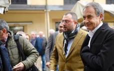Zapatero asegura en Oviedo que «sería de malos políticos no adelantarse al fin del carbón»