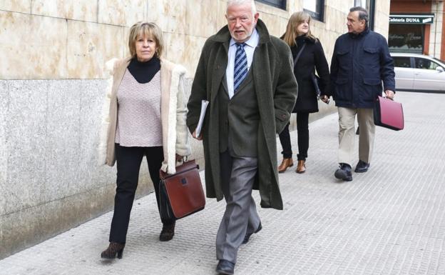 La Audiencia resuelve de forma favorable a la viabilidad del recurso de IU en el caso Caja España