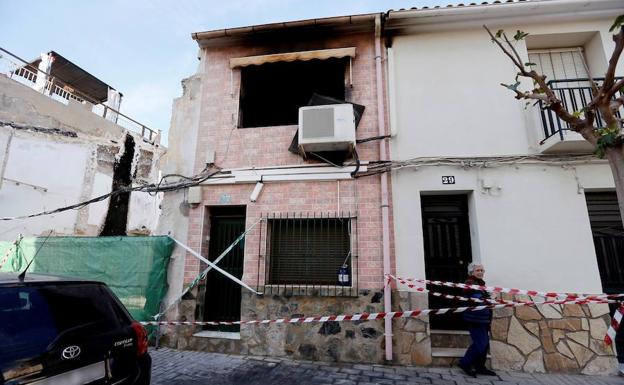 Dos personas mueren en Alicante a causa de un incendio en su vivienda