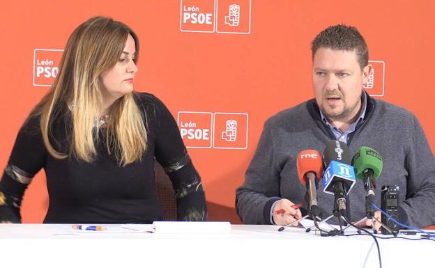 El PSOE llama «mentirosa compulsiva» a Pilar del 'Colmo' y denuncia que deje a las cuencas «morir de hambre»