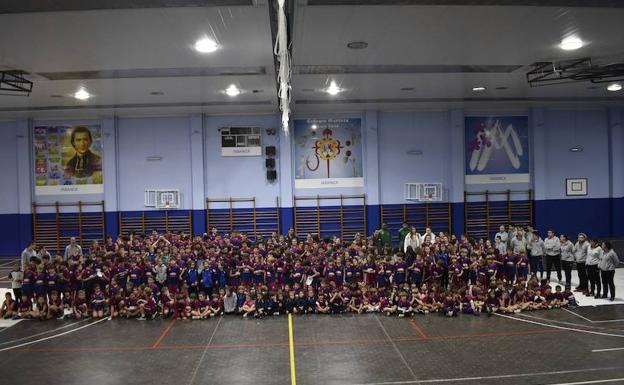 Maristas San José presenta a sus equipos deportivos