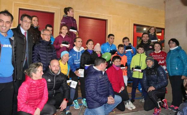 La San Silvestre coyantina recauda 920 euros en la lucha contra el cáncer