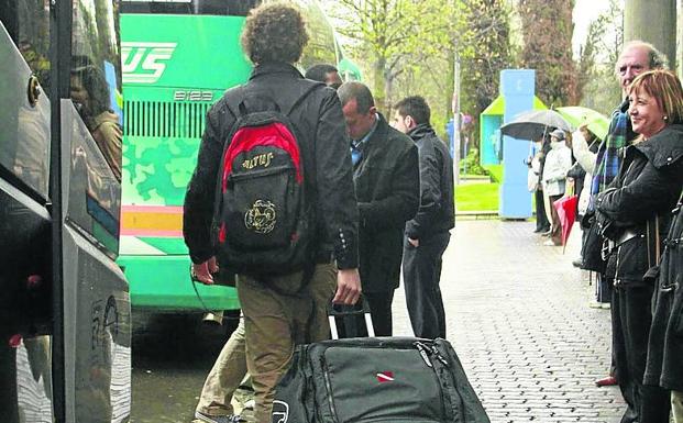 Castilla y León capta seis trabajadores de otras regiones por cada diez que se marchan