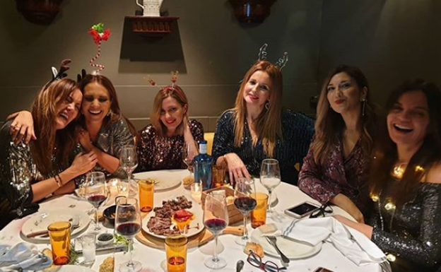 Paula Echevarría celebra su tradicional cena de Navidad con sus amigas