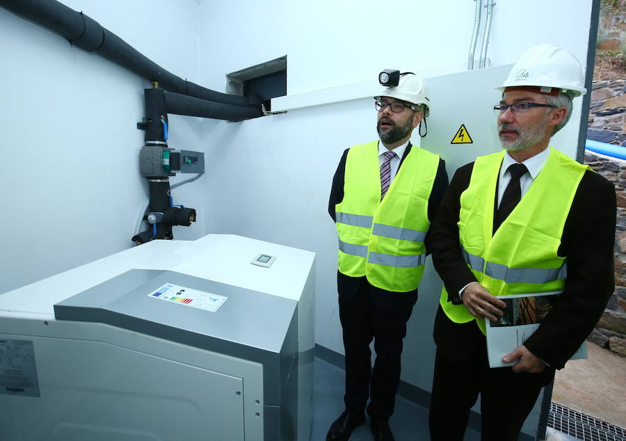 Inauguración del centro de generación de energía geotérmica de la Fundación Santa Bárbara