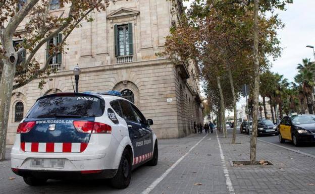 La menor hallada inconsciente en unos lavabos de un centro comercial declara que no sufrió ninguna agresión
