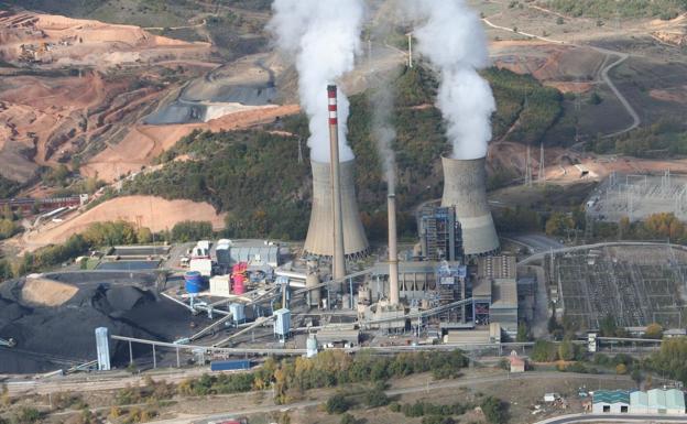 Naturgy busca un plan de adecuación para los 80 trabajadores que componen la térmica de La Robla