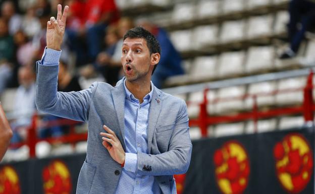 Pepe Vázquez: «Si El Bierzo quiere baloncesto de élite, tiene que demostrarlo»