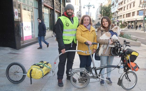 León recibe a la Asociación '2plega2'