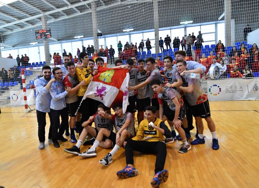 Nueve cadetes del Ademar, protagonistas en la victoria en el Campeonato de España de Selecciones Autonómicas