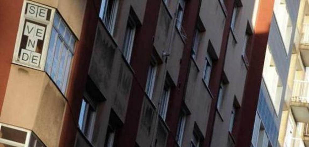 La compraventa de viviendas cae un 9,4% en León en noviembre, frente a la subida nacional