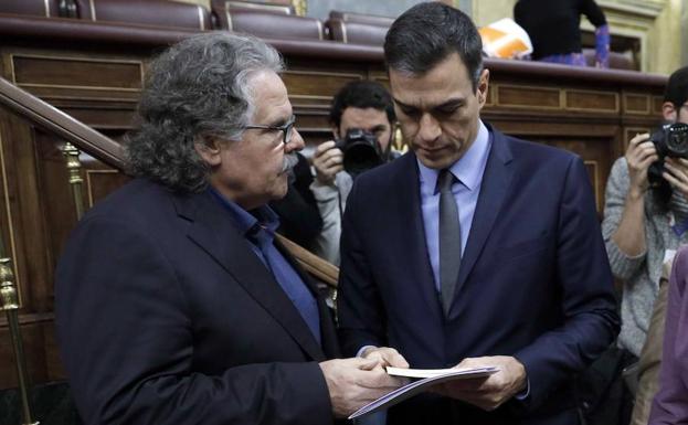 Sánchez busca seducir a Esquerra y PDeCAT con más inversión en Cataluña