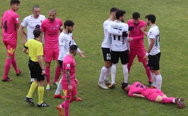 La Ponferradina cae en Burgos y sigue cediendo a domicilio