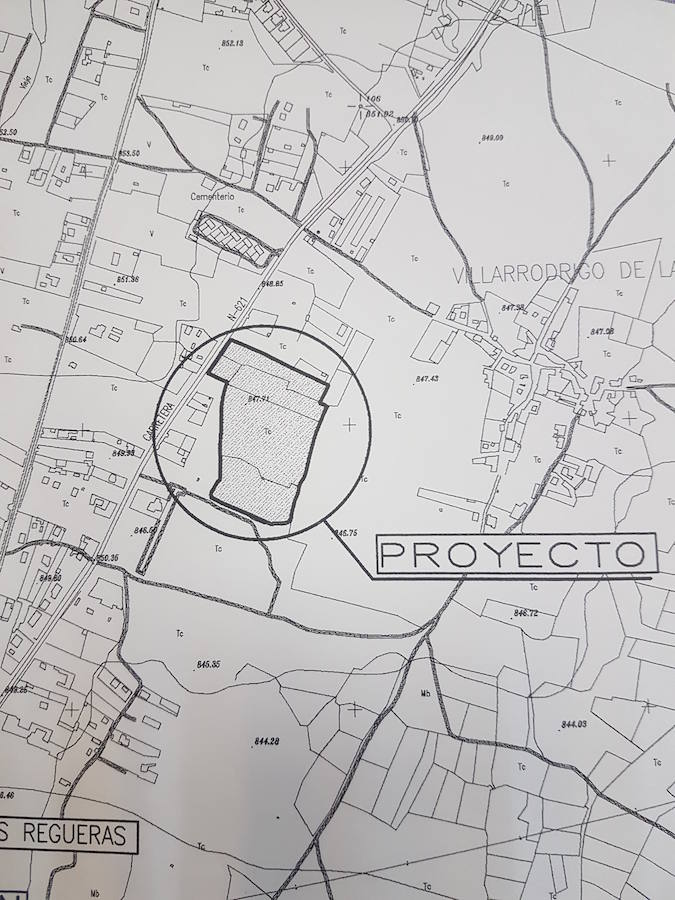 El Ayuntamiento de Villaquilambre se hará cargo de la urbanización inacabada del conocido 'Chalet de Pozo'