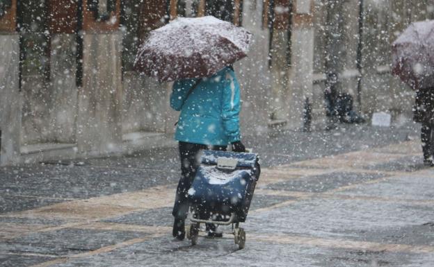 Así se vivió la tormenta de nieve desde la Calle Ancha