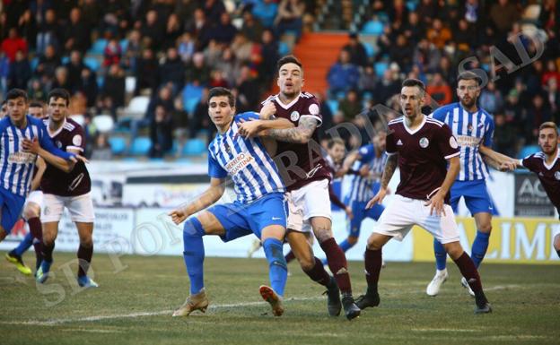 La Ponferradina no levanta cabeza