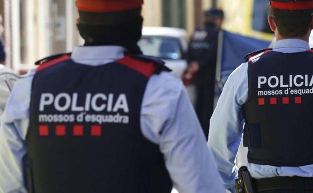 Condenan a un subinspector de lo Mossos que encubrió a un policía que daba chivatazos a narcos