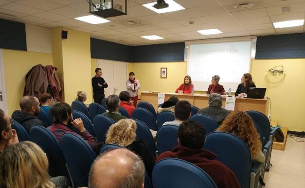 Más de medio centenar de emprendedores participan en el taller sobre las novedades legislativas para autónomos