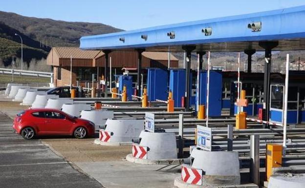 El peaje de la autopista del Huerna ya es un 33,5% más caro que el resto de carreteras de pago