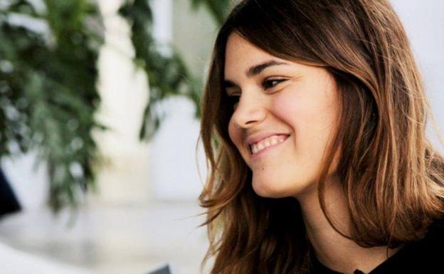Elvira Sastre, la niña prodigio de la poesía, gana el premio Biblioteca Breve