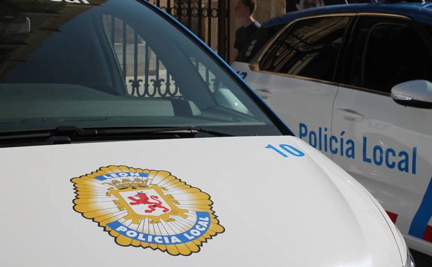 León inicia una campaña sobre el uso de plazas de aparcamiento de a personas con movilidad reducida