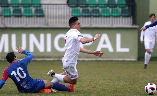 El Júpiter rasca un valioso punto en un polémico partido