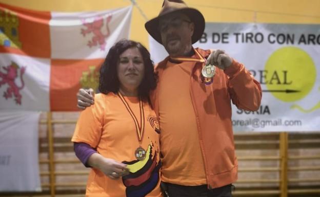 Un oro y una plata para el Club Arqueros Virgen del Camino en el Campeonato Autonómico