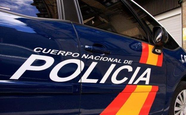 La Policía Nacional detiene a dos mujeres por hurtos cometidos en León y Gijón