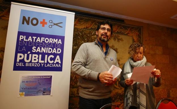 La plataforma sanitaria se reúne con Alberto Garzón para trasladarle el problema de falta de profesionales en El Bierzo