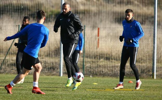 La Ponferradina no quiere meter otro invitado en la fiesta