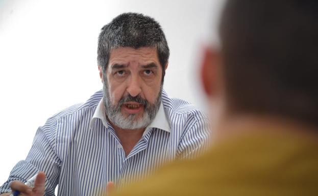 Cs considera que «los tentáculos políticos al servicio de intereses ajenos» facilitaron el expolio de las cajas de ahorro