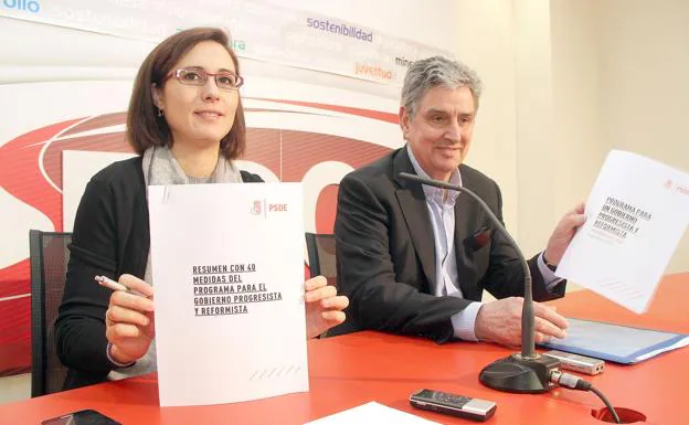 El PSOE apostará en León por la renovación ante el 28A y el PP 'duda' sobre sus 'cabezas de lista'