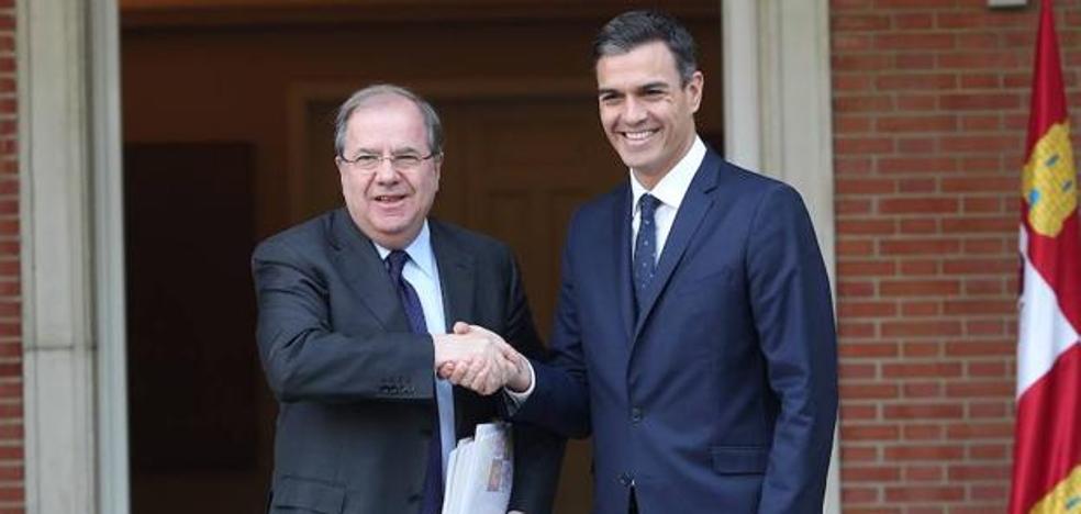 Pedro Sánchez, el líder político mejor valorado por los leoneses
