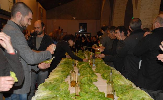 El Musac presenta el cuarto acto de la ópera fluxus 'El jardín de las delicias' encuadrada en la exposición de Wolf Vostell 'VIDA=ARTE=VIDA'