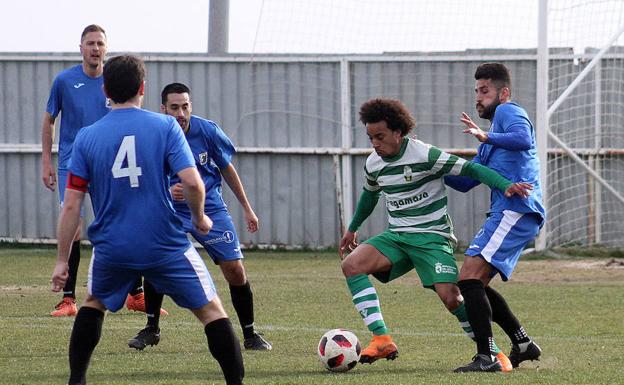 El CD La Virgen vence en el estreno goleador de Adisson