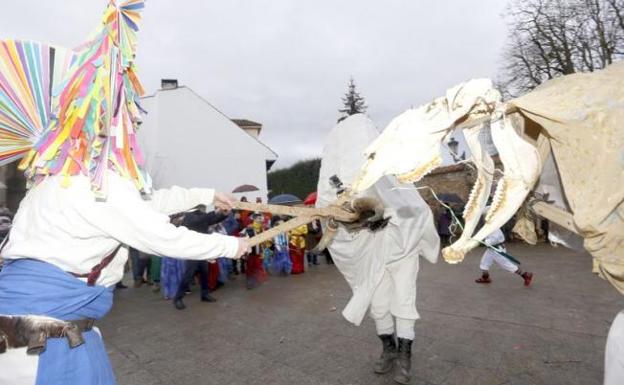 Los antruejos vuelven a conquistar Carrizo de la Ribera