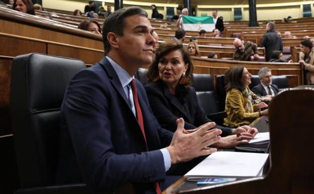 El Congreso echa el cierre con un ensayo general de la batalla del 28-A